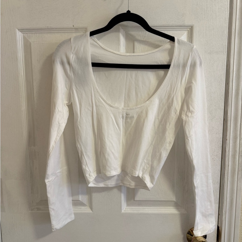 Hollister Classic White Long Sleeve Crop Top with Open Back